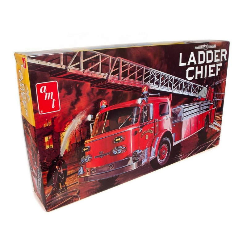 AMT 1204 1/25 American LaFrance Ladder Chief Fire Truck