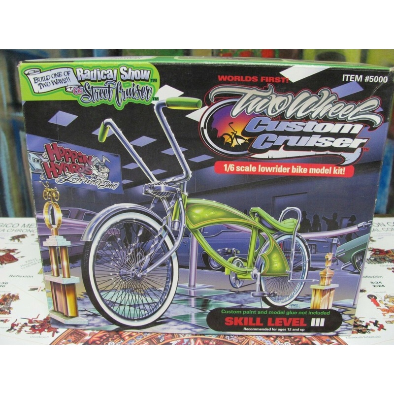 HOPPIN HYDROS 5000 1/6 Scale Lowrider Bike Model Kit 2 Wheel Custom Cruiser