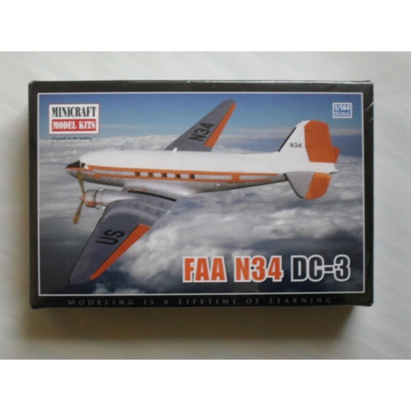 MINICRAFT 14583 1/144 FAA N34 DC-3