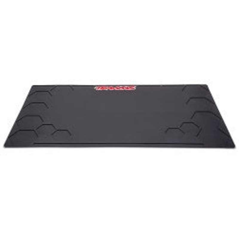 TRAXXAS 3426 Rubber pit mat, 36x20x0.25