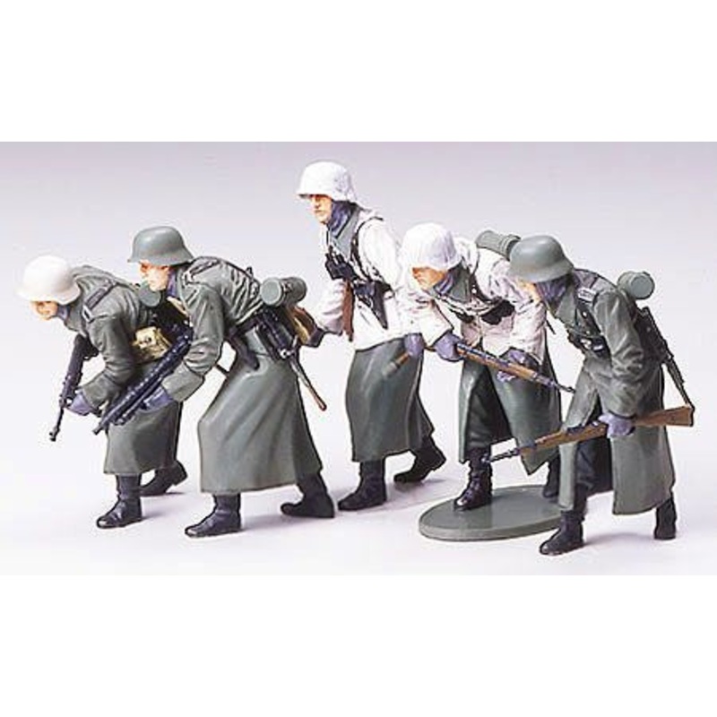 Tamiya - 1/35 German Assault Infantry Winter