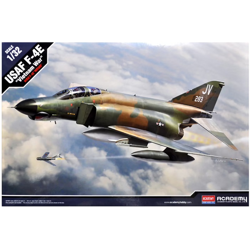 Academy - 1/32 F-4E Vietnam War
