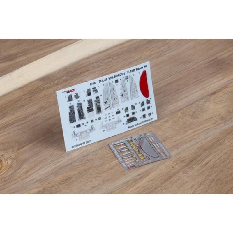 Eduard - 1/48 F-16D Block 40 SPACE set (for Kinetic) 3DL48130