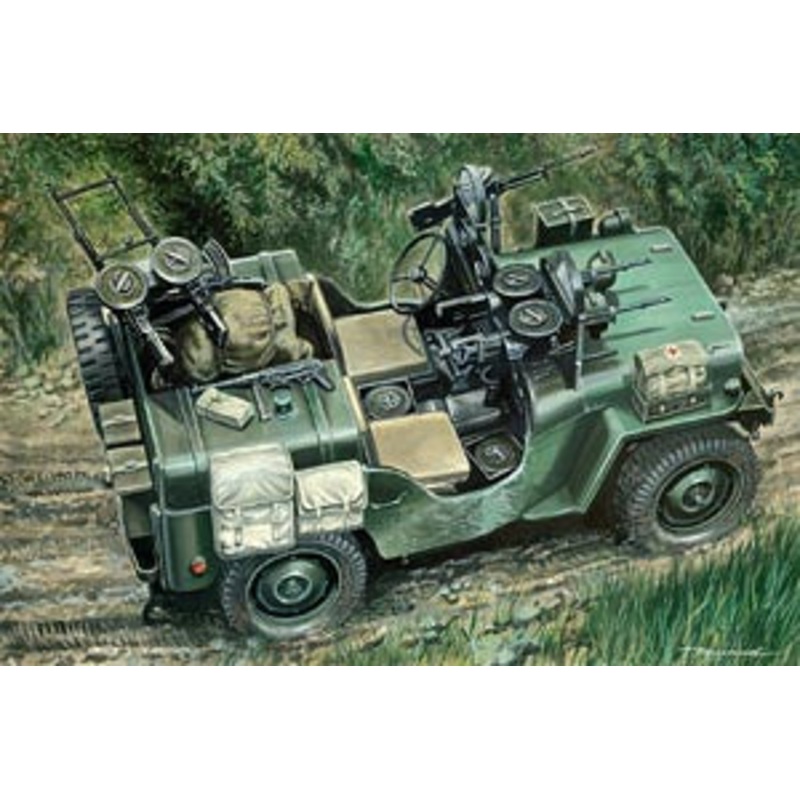 Italeri 1/35 COMMANDO CAR 320
