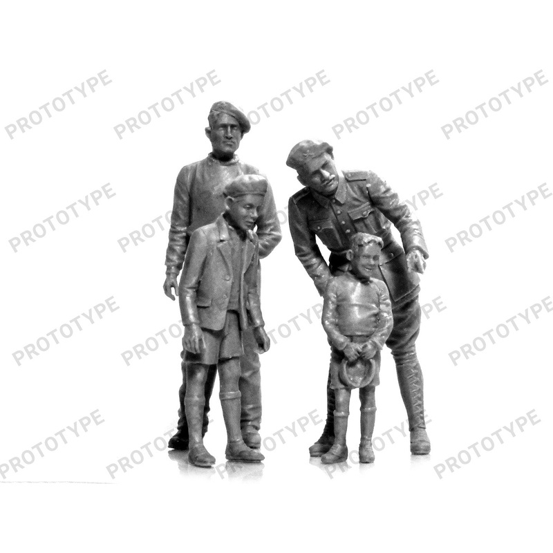 ICM 1/35 WWII French Tank Crew 35647