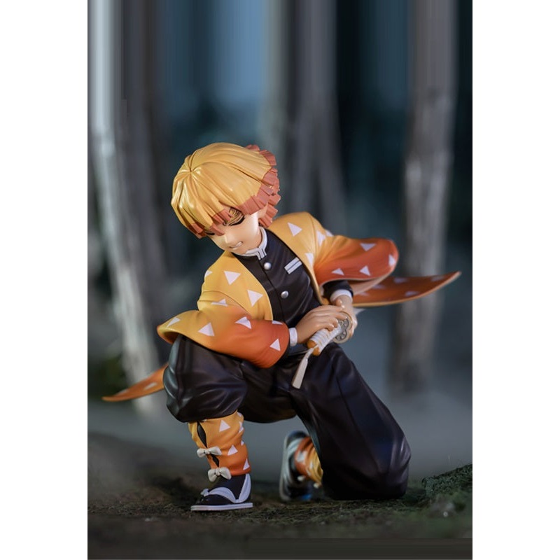Demon Slayer: Kimetsu no Yaiba FuRyu Noodle Stopper Figure Agatsuma Zenitsu